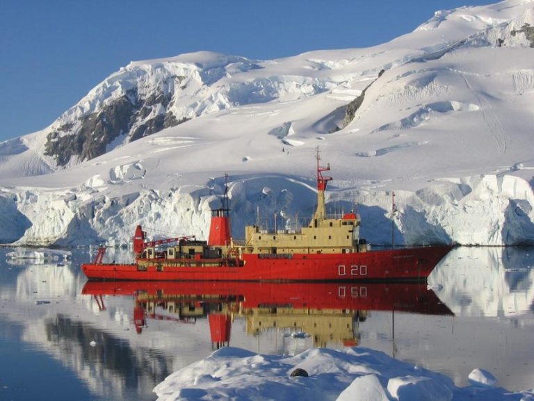 17 de abril, aniversario del Instituto Antártico Argentino