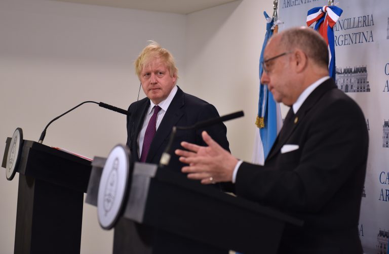 Argentina y Reino Unido avanzan en la nueva etapa de la relación bilateral