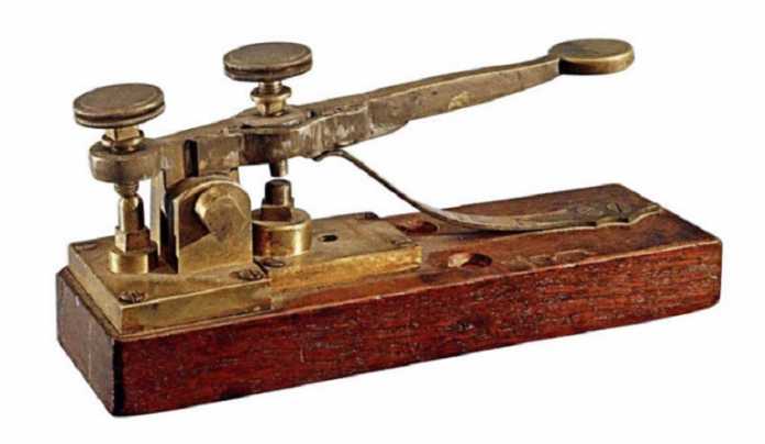 Llave telegráfica construida por Alfred Vail y utilizada por Samuel Morse en 1844.