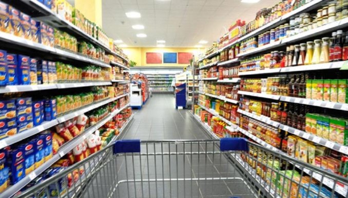 El consumo en supermercados durante julio volvió a caer