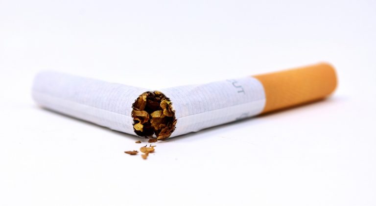 Fumadores: deberán pagar 5% más por el paquete de cigarrillos