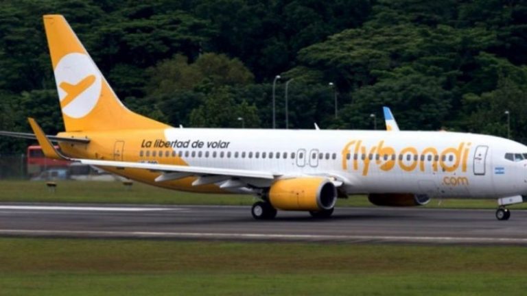 Un fiscal federal pidió suspender los vuelos de Flybondi y evaluar su seguridad