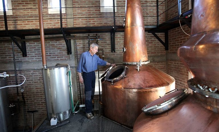Reinvenciones: de presidente de ARSAT a fabricante de whisky artesanal