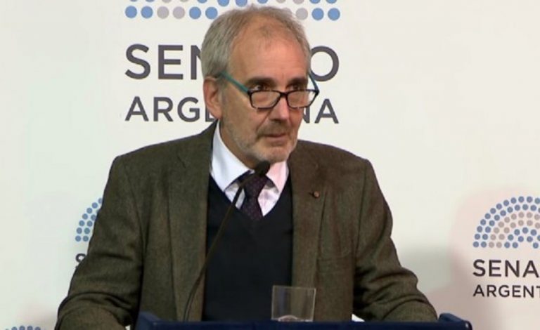 Alberto Kornblihtt: «nos llevan a la muerte de la investigación experimental en Argentina»