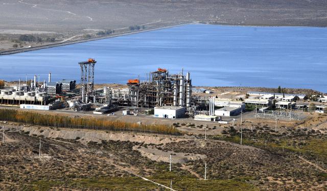 El gobierno cierra la Planta Industrial de Agua Pesada «en cuotas»