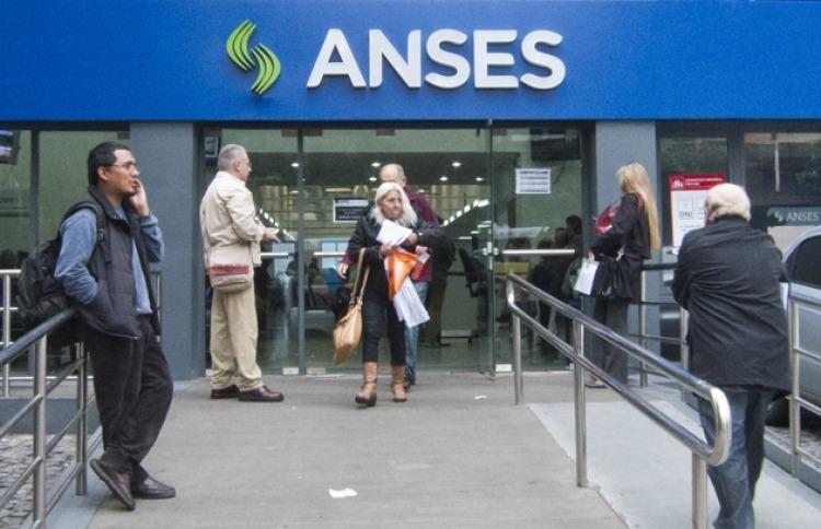 El gobierno toma fondos de la ANSES por $ 86 mil millones