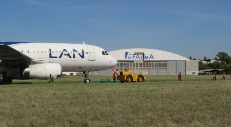La fábrica FADEA de Córdoba renovará aviones de LATAM Argentina
