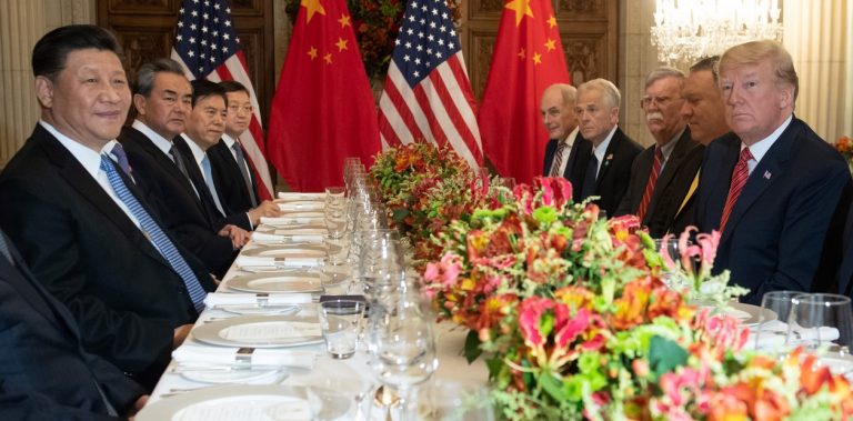 Trump y Xi acuerdan una tregua de 90 días en la guerra comercial