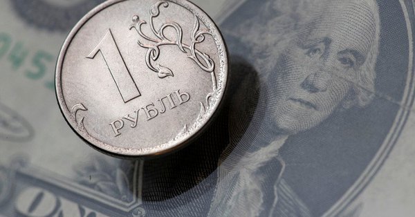 Rusia anuncia que reemplaza en sus reservas 100 mil millones en dólares por yen, euro y yuan
