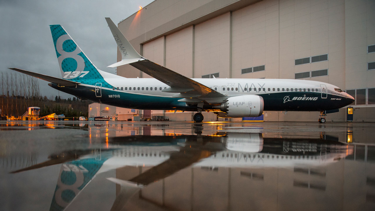 Accidentes de aviación: Boeing pide disculpas y reconoce fallas