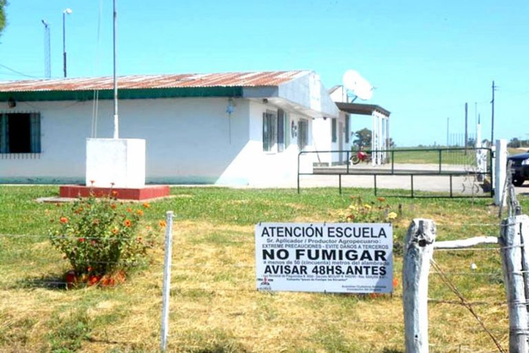 Agroquímicos: en Entre Ríos, los productores protestan contra ambientalistas. Pero en Chubut prohiben el glifosato