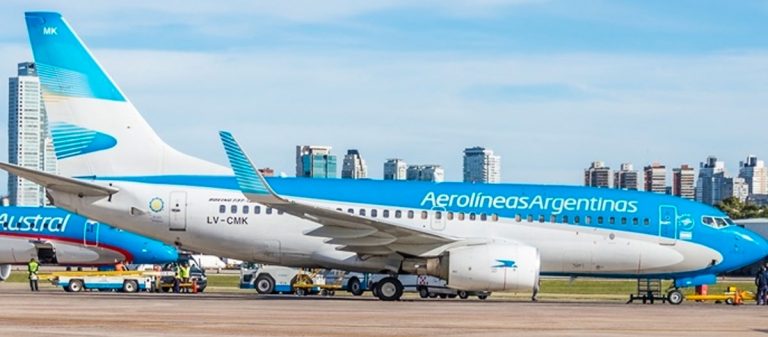 Aerolíneas Argentinas proyecta terminar el año con ganancias por US$ 32 millones, récord de pasajeros y reducción del déficit