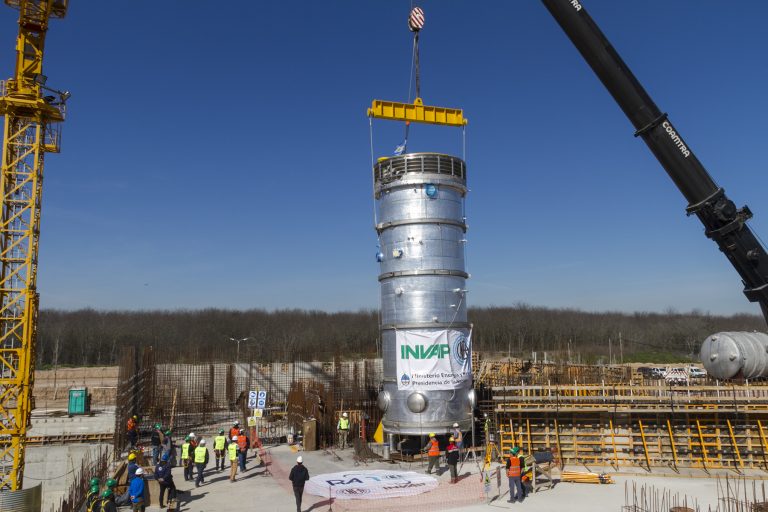 El Senado declaró de interés el reactor RA-10 que se construye en Ezeiza. Hay una historia interesante