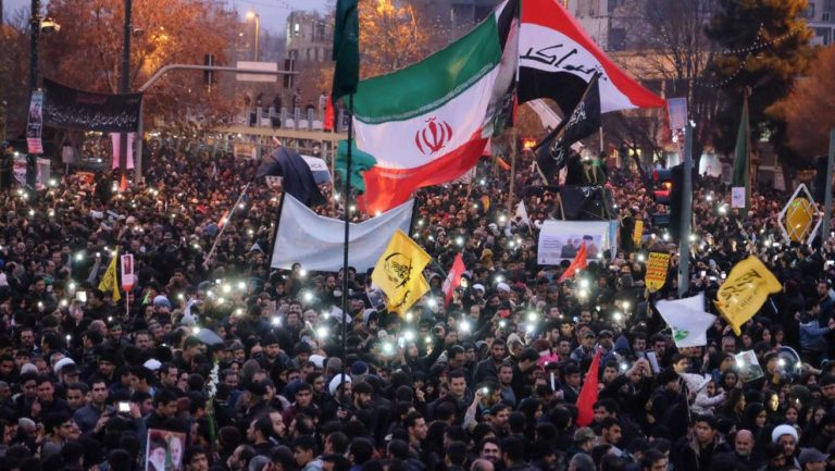 Irán abandona, a medias, el pacto nuclear tras el asesinato de Soleimani