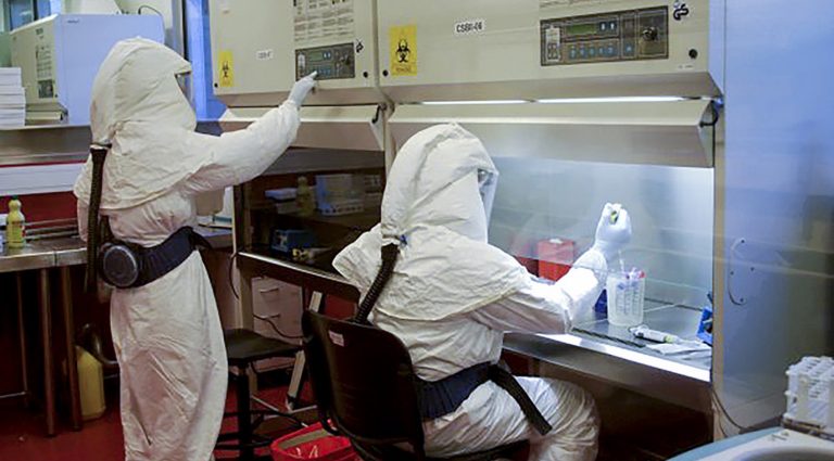 Una red nacional de laboratorios para los tests del coronavirus