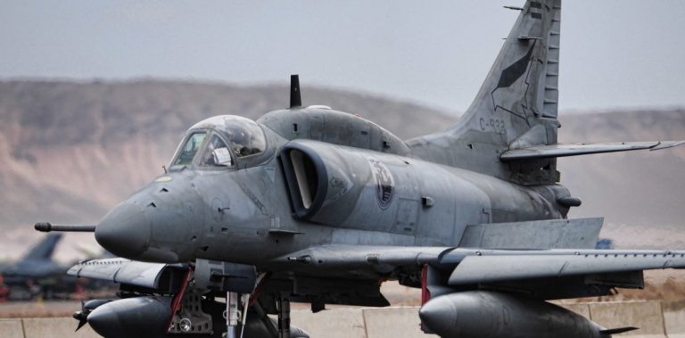 Un piloto muerto y una polémica sobre los aviones de combate que no tiene Argentina