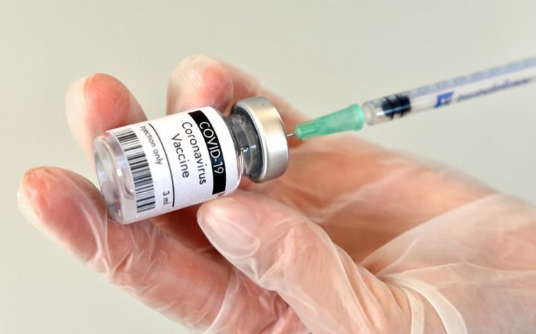 El plan del Gobierno de vacunación masiva contra el COVID-19: «12 millones de personas»