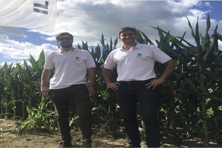 Una flamante agrotecnológica argentina fue comprada por Agrosmart de Brasil