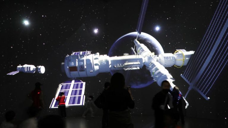 La historia del cohete Long March y la estación espacial china