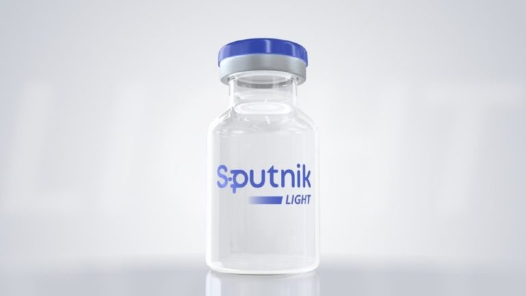Rusia aprobó el uso de su vacuna de una sola dosis «Sputnik Light». Sus características