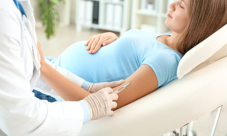 El Consejo Federal de Salud recomienda que las embarazadas se vacunen contra el covid