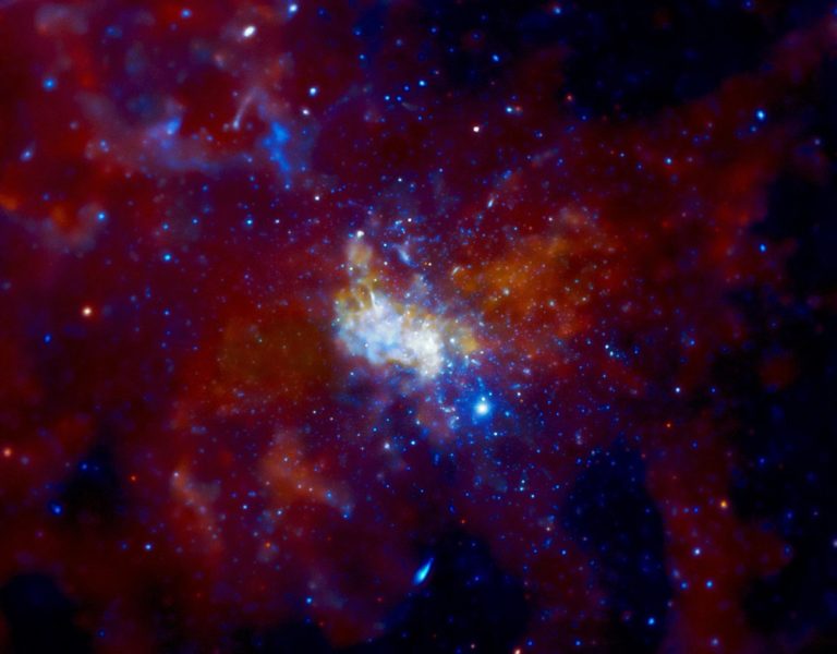El agujero negro supermasivo en el centro de nuestra galaxia