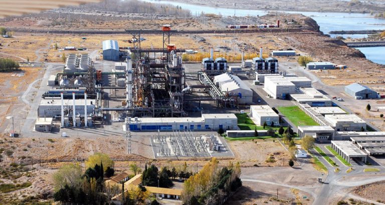 Trabajadores de la Planta Industrial de Agua Pesada reclaman su rápida vuelta a producción