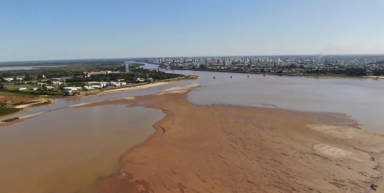 «La bajante del Paraná continúa. El río está muy por debajo del nivel de aguas bajas