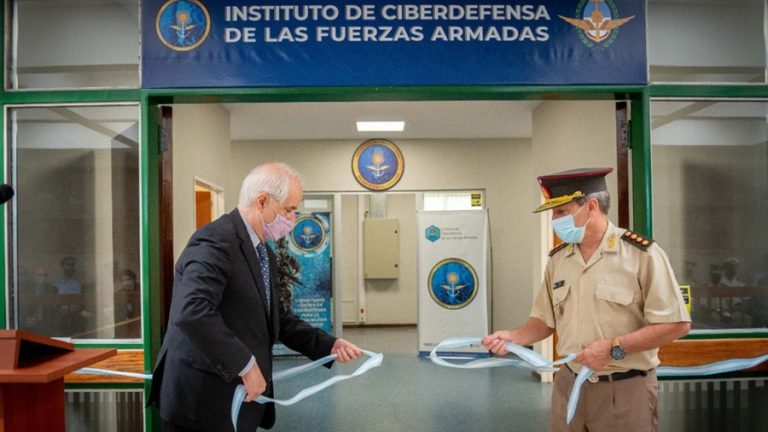Taiana inauguró el Instituto de Ciberdefensa de las Fuerzas Armadas argentinas