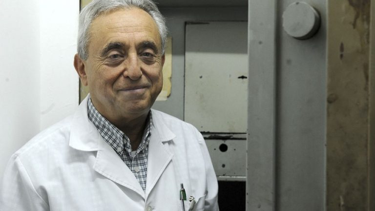 El infectólogo Pedro Cahn fue distinguido en Francia con la “Legión de Honor”