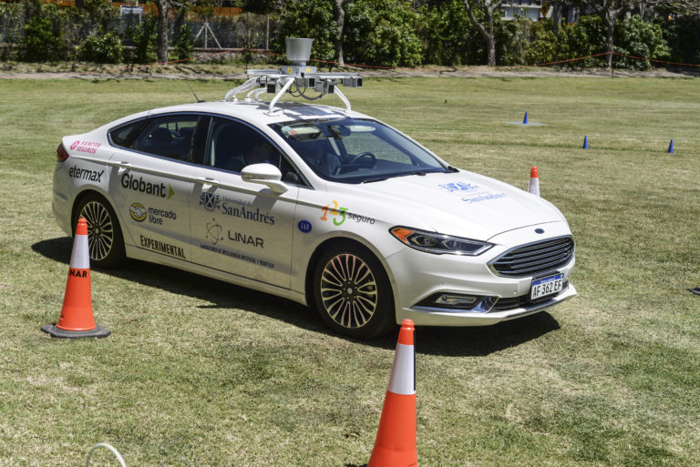 IA sobre ruedas: el primer coche autónomo nacional