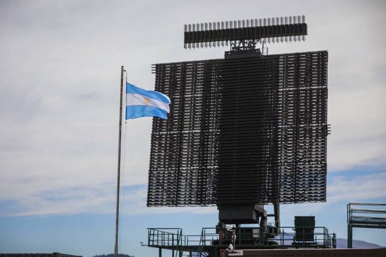 Paraguay se interesa por los radares de INVAP