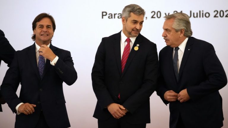 Mercosur: Argentina y Brasil se afirman ante el «aperturismo» de Uruguay