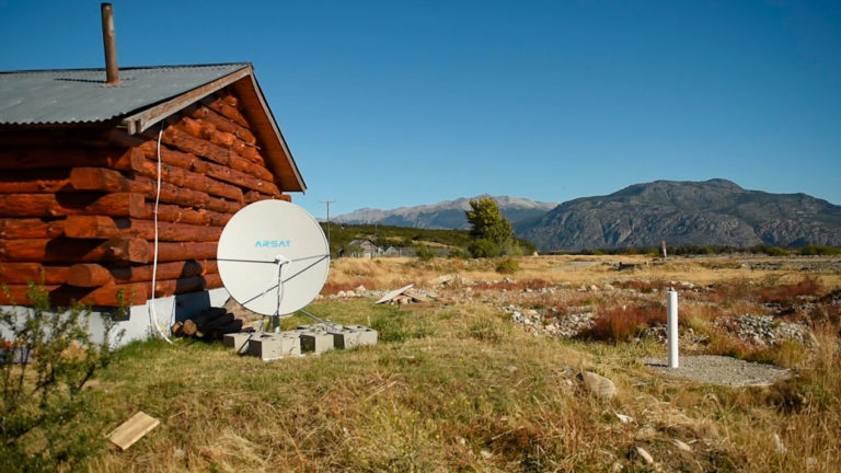 ARSAT firma un acuerdo con la empresa Argentina Orbith, que brinda servicios satelitales