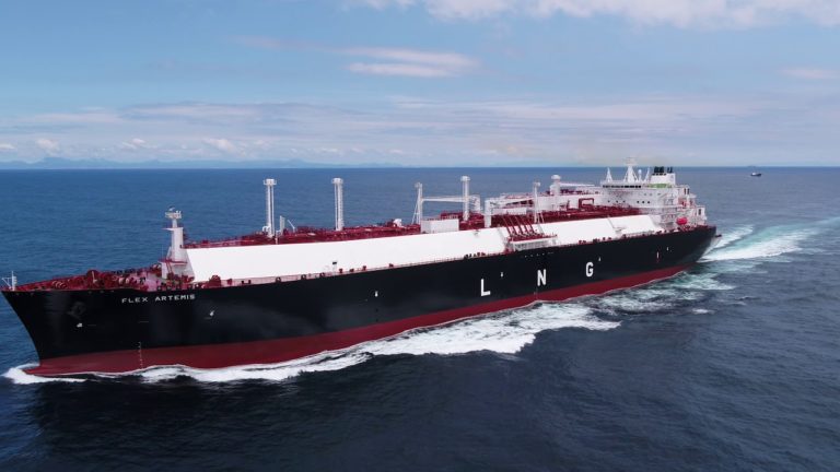 Cancelan un buque de gas ruso que estaba por descargar en Bahía Blanca