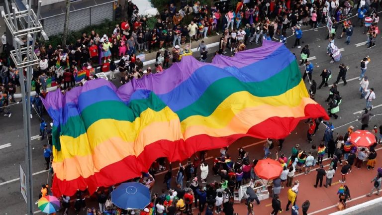 Una de cada tres personas LGBTIQ+ sufrió agresiones o acoso por su orientación sexual