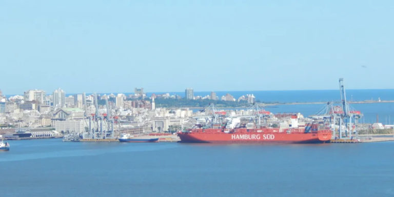 Dos mil buques pesqueros sin control en el puerto de Montevideo
