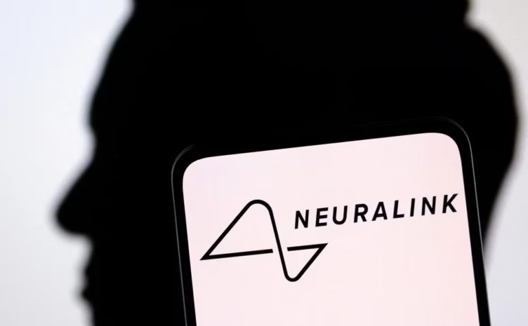 Neuralink, la empresa de Musk, llama a voluntarios para probar sus implantes cerebrales