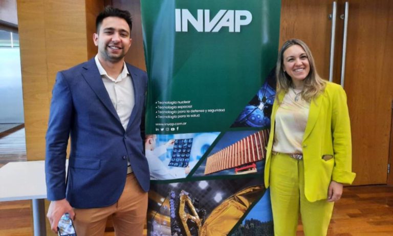 «Las mejores tesis de ingenieria» premiadas por INVAP