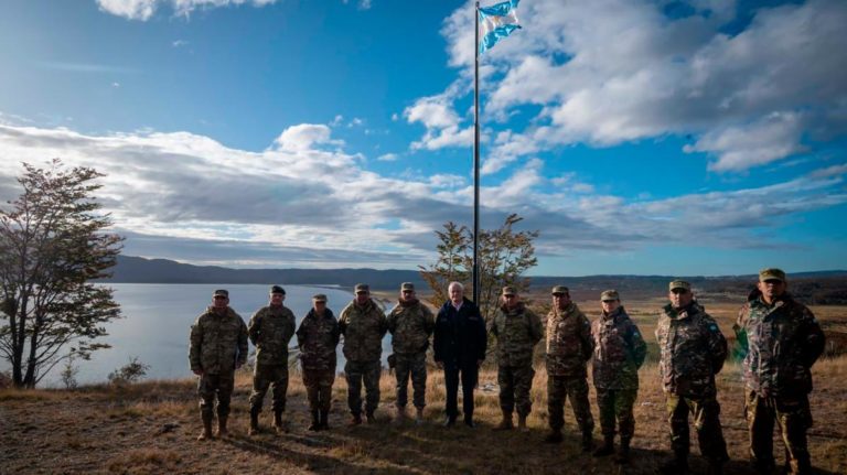 Se instalara una guarnición permanente en Tolhuin, Tierra del Fuego