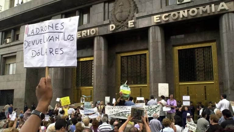 Planes de estabilización que terminaron mal en Argentina