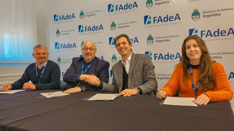 FAdeA y Akaer firmaron una alianza estratégica para el desarrollo del sector aeroespacial