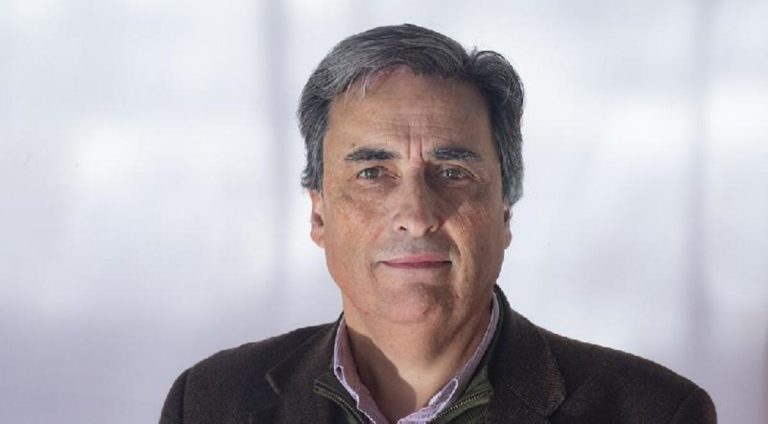 Los libertarios, a las órdenes de Santiago Caputo, desembarcan en Nucleoeléctrica