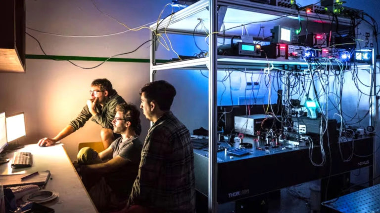 En un laboratorio de la Universidad de Buenos Aires se tocan las fronteras de la física actual