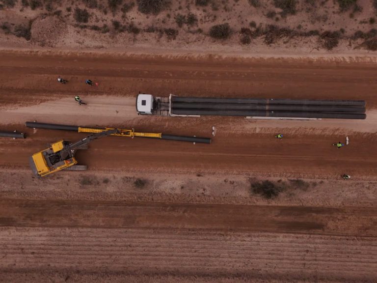 YPF y Techint apuestan a exportar petróleo desde Punta Colorada, Río Negro, a fines de 2026