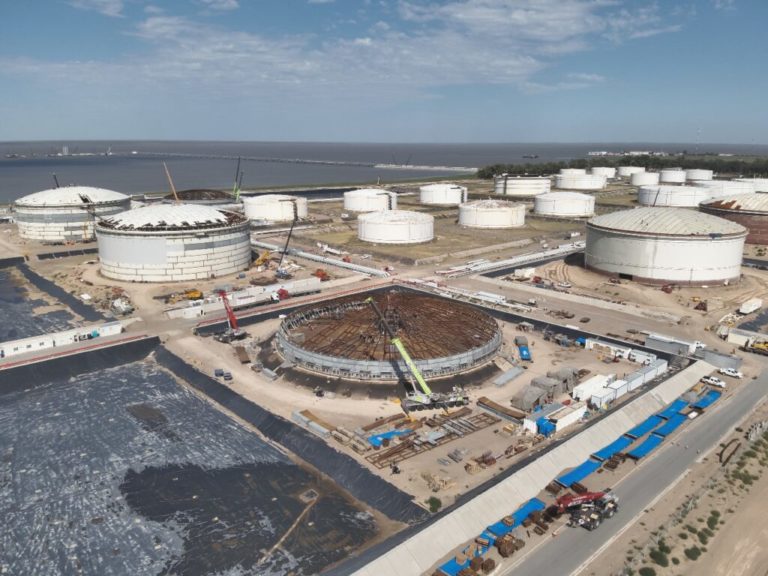 Se inaugura la ampliación de la terminal de exportación de petróleo en Bahía Blanca