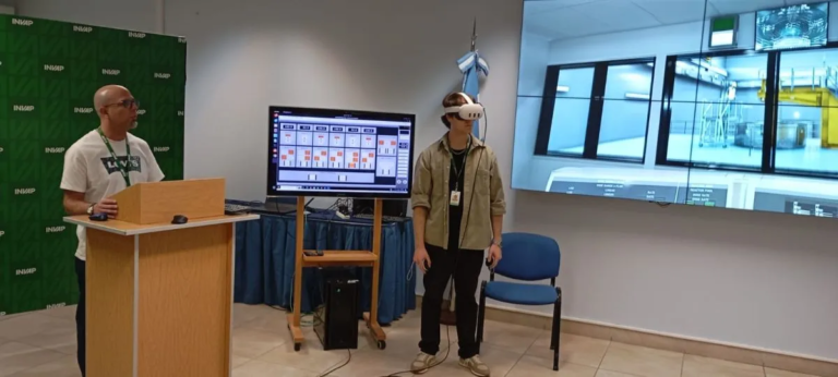 INVAP: Inteligencia artificial, realidad virtual y extensión a alumnos secundarios: Propuesta de AgendAR