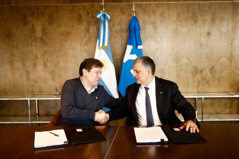 YPF acuerda con Tierra del Fuego. Una empresa provincial explotará los pozos que deja YPF