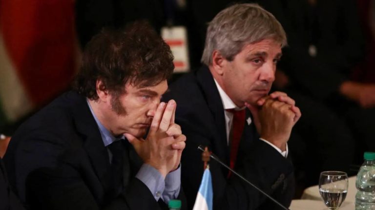 Dólar o tasa: dilemas del gobierno en campaña electoral. El fantasma de la devaluación