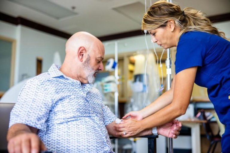 Ya se utiliza en Argentina una terapia de precisión para el cáncer de próstata avanzado